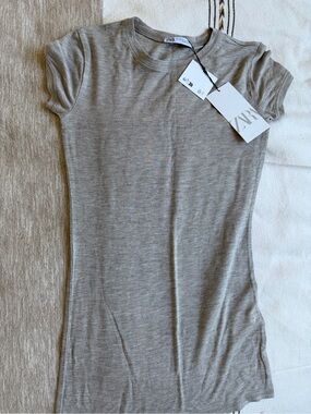 BNWT Zara top